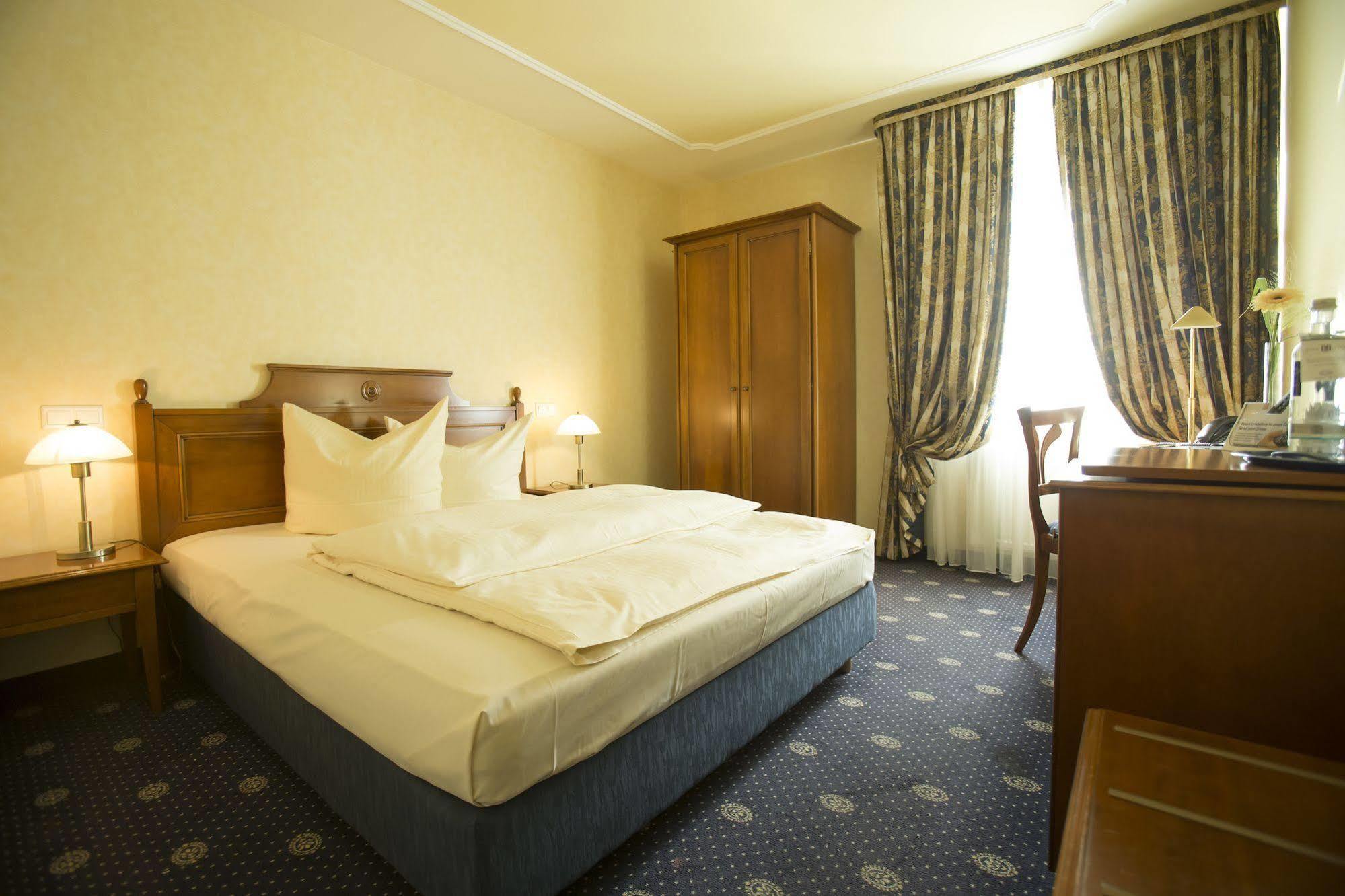Parkhotel Idar-Oberstein Zewnętrze zdjęcie