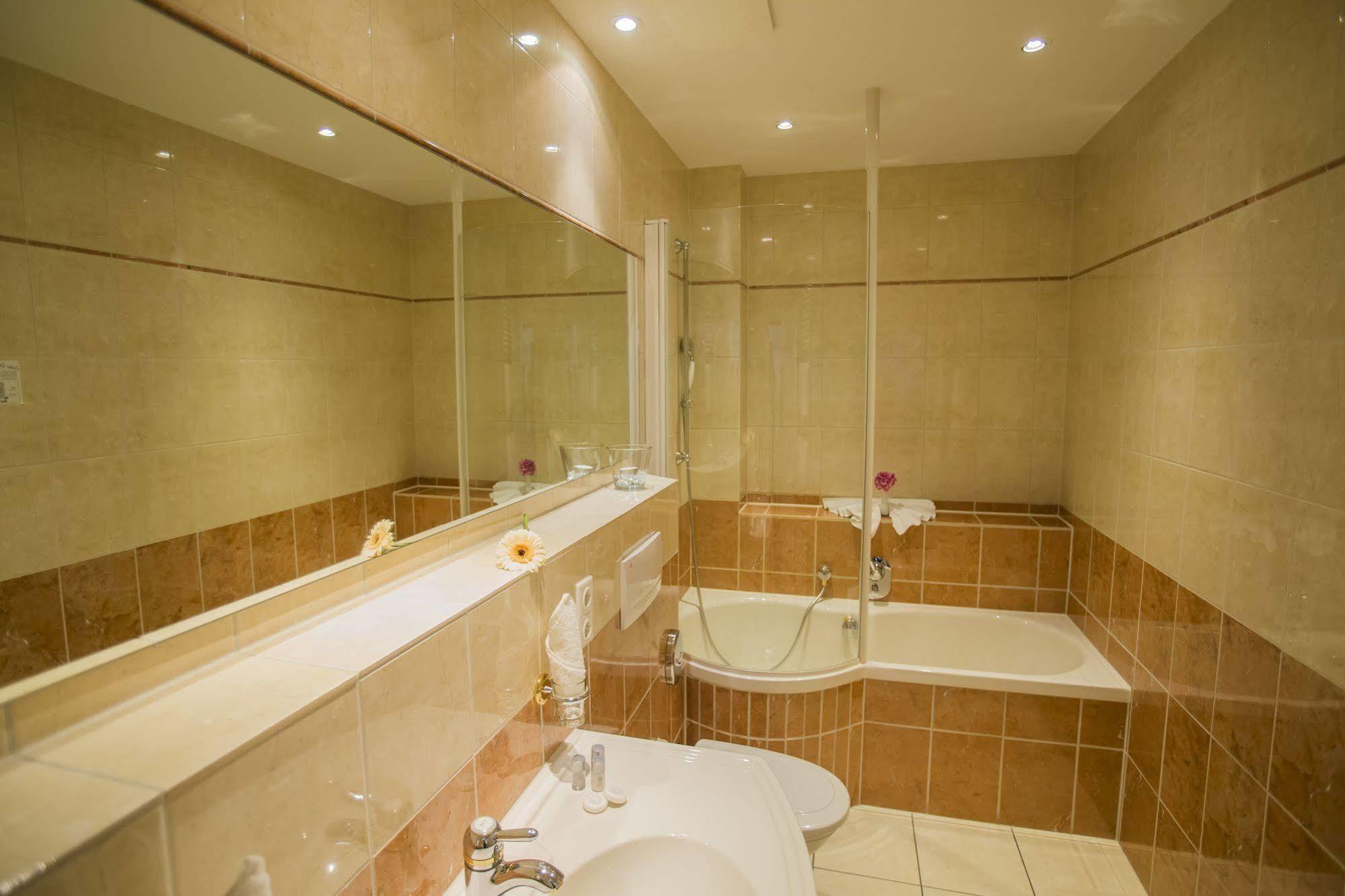 Parkhotel Idar-Oberstein Zewnętrze zdjęcie